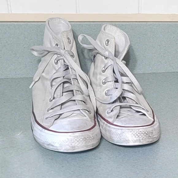 Very USED Well Worn Converse White High Top Sneakers with Red Trim - Picture 6 of 14